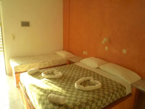 Afentoulis Studios - фото 2