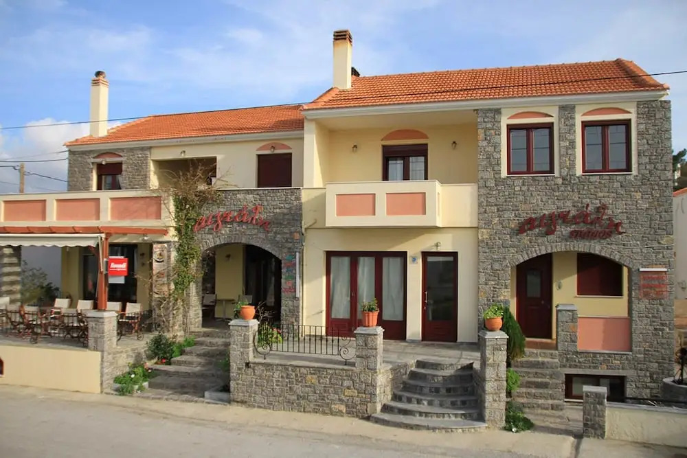 Aigiali Rooms - Photo 1