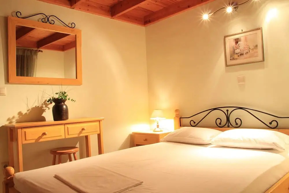 Aigiali Rooms - Photo 3