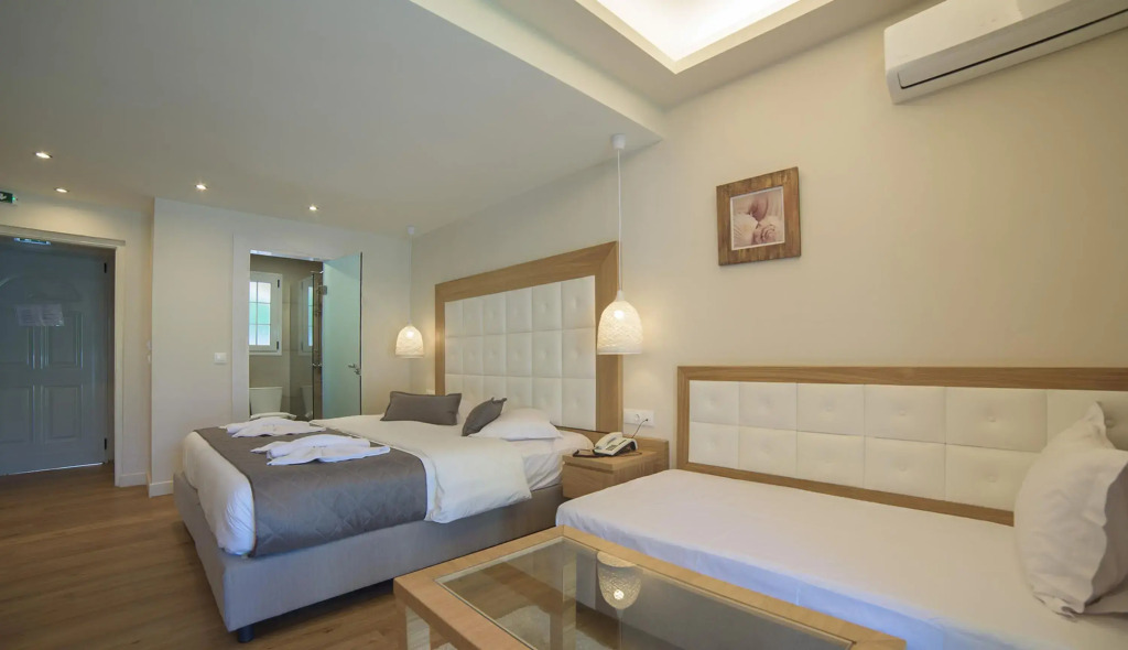 Akron Seascape Resort - Photo 3