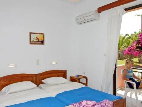 Akti Apartments - Photo 4