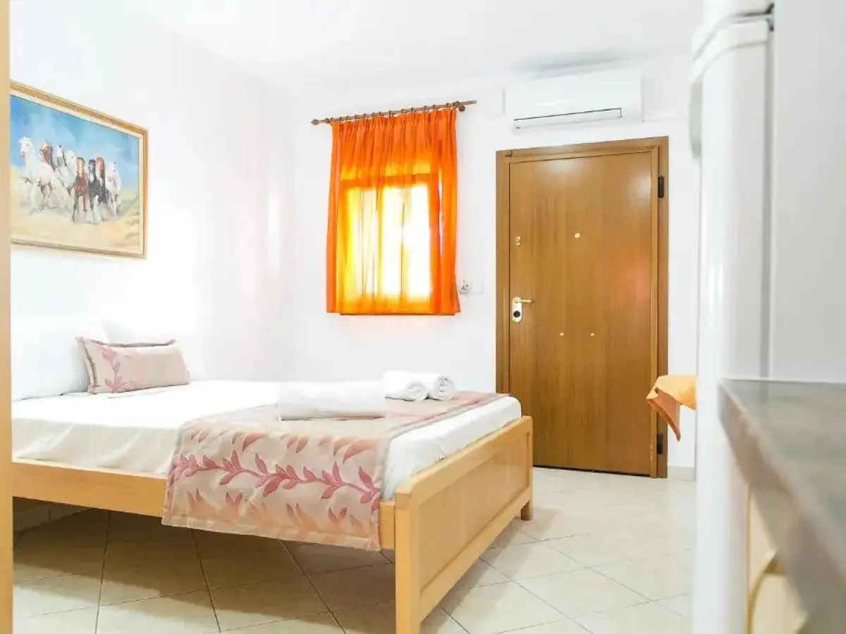 Alexandros Hotel Apartments