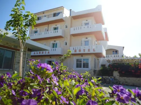 Alonia Hotel - Photo 1
