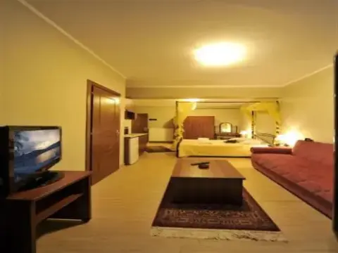 Alpina suites - Photo 1