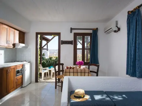 Ambelos Apartments - Photo 2