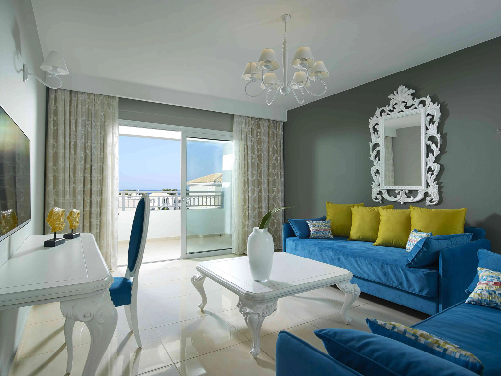 Anemos Luxury Grand Resort - фото 4