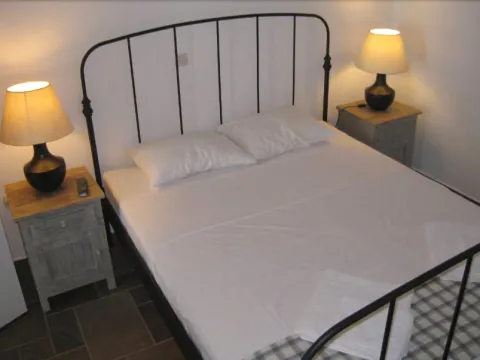 Antigoni Studios - Photo 2