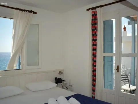 Antigoni Studios - Photo 4