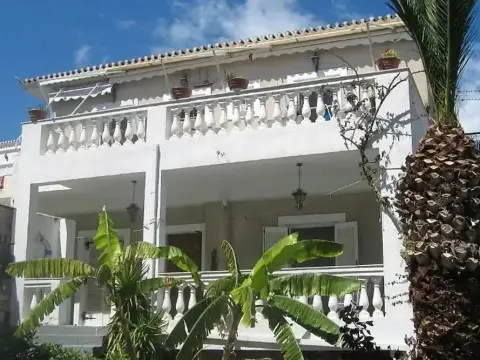 Apanemos In Timeless Spetses - фото 3
