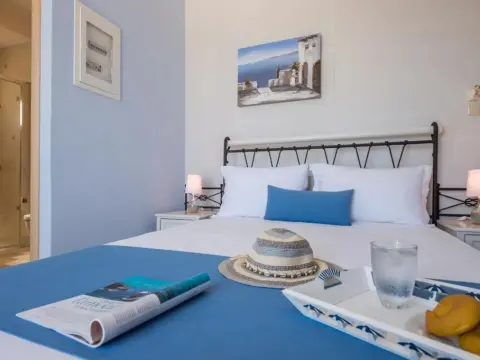 Aphrodite Studios - Photo 2