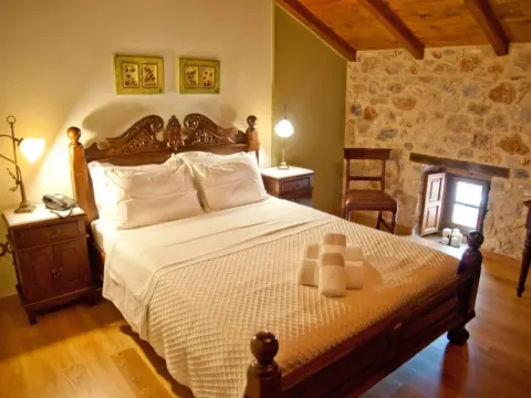 Archontiko Hatzipanayiotis - Photo 2