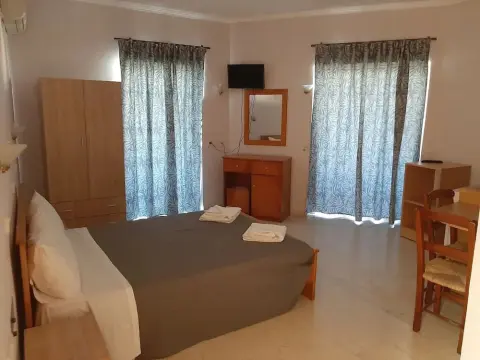 Armonia Apartments - Photo 2