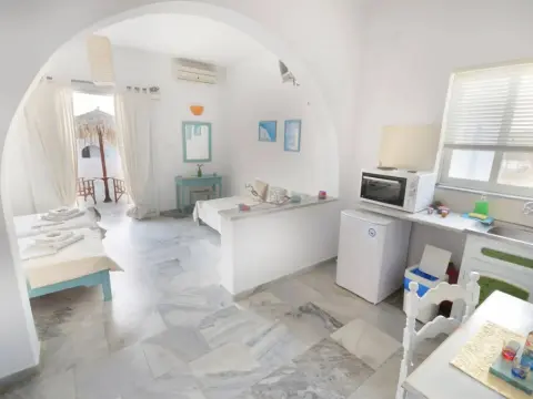 Arokaria Beach Studios - Photo 3