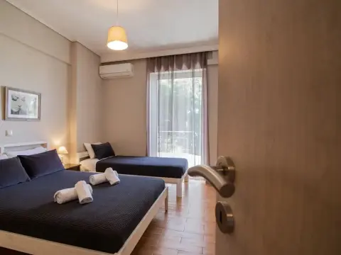Athens Airport Loft - Photo 2