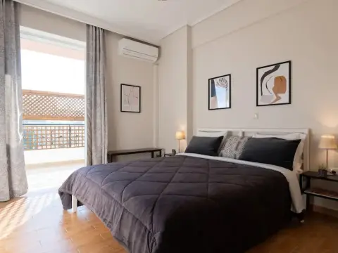 Athens Airport Loft - Photo 3