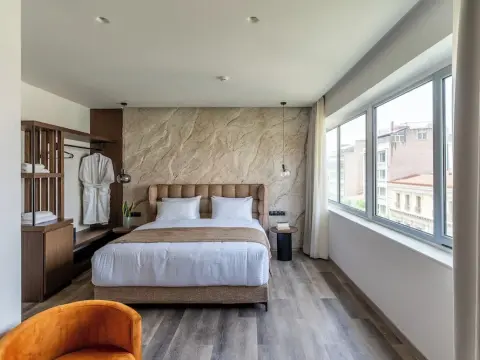 Athens Design Suites - Photo 3