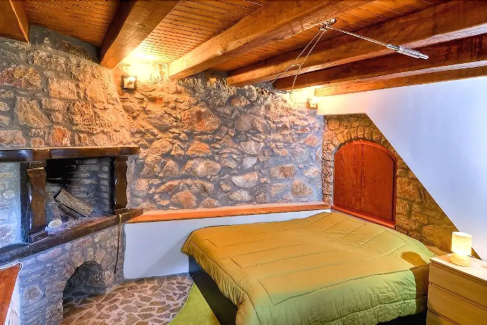 Avgonima All Seasons Hotel - Photo 2