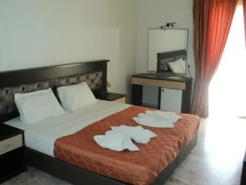 Belvedere Hotel & Bungalows - фото 2