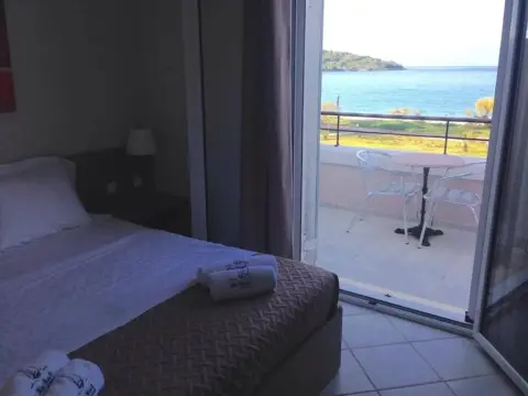 Blue Beach - Photo 4