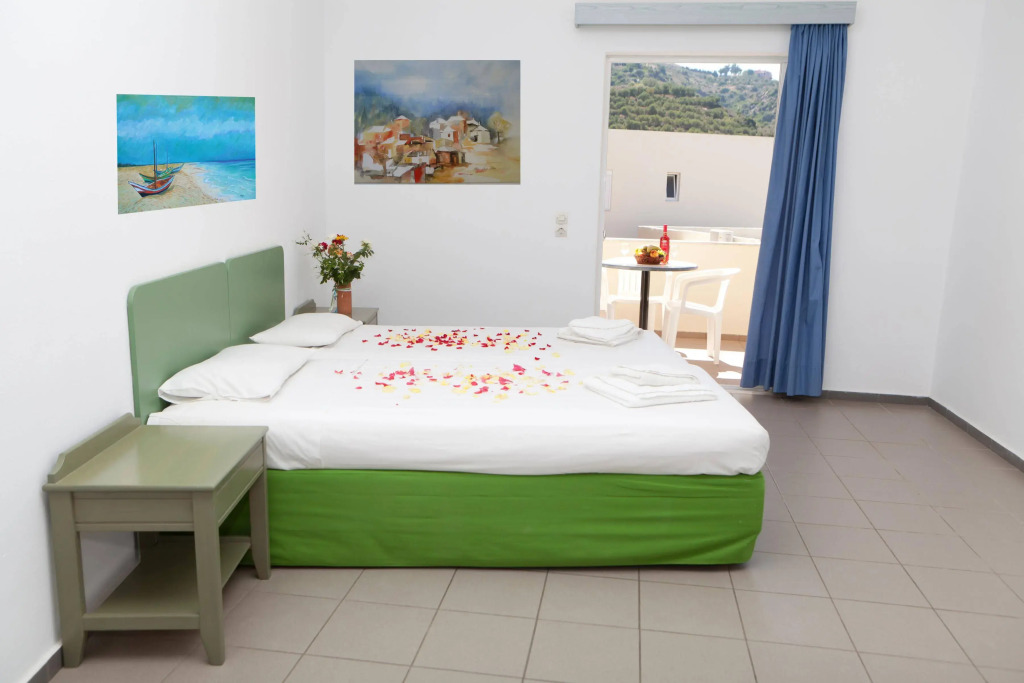 BLUE HORIZON APARTMENTS