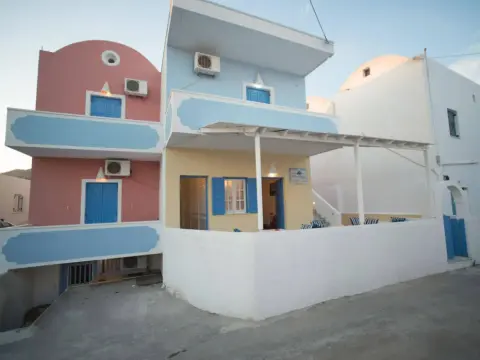 Blue Island Perissa - Photo 1