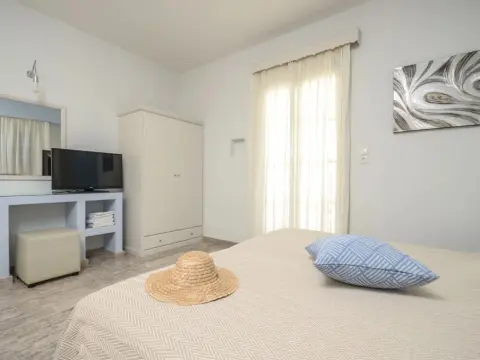 Blue Sky Summer - Photo 3