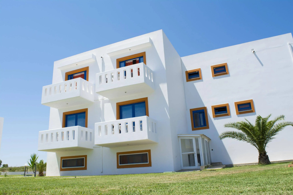 Bouradanis - Photo 1