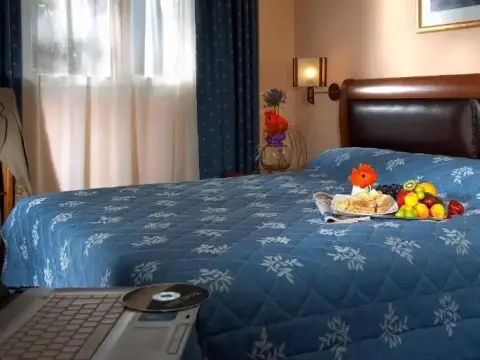 Byzantio Hotel - Photo 3