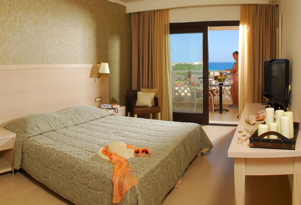 Cactus Royal Resort & Spa - Photo 3