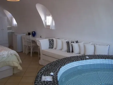 Caldera View Private Villa - Photo 1