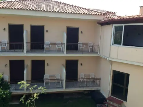 Chris Paul Hotel - Photo 1