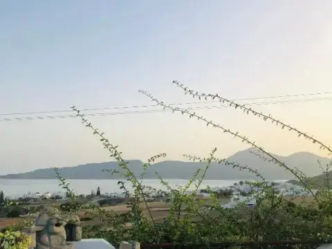 Christos rooms milos - Photo 2