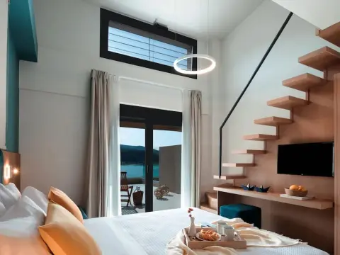 Chronos Hotel - Photo 4