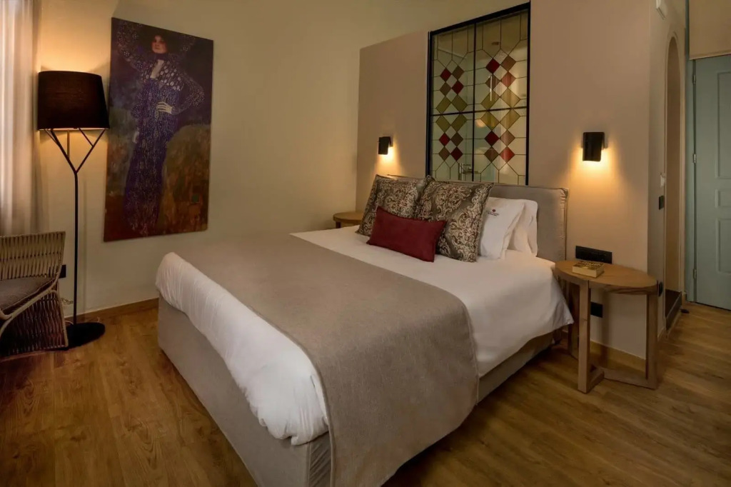 Contessa Boutique Hotel - Photo 3