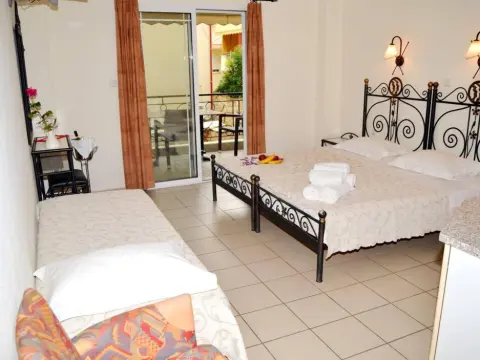 Core Hotel Polychrono - Photo 2