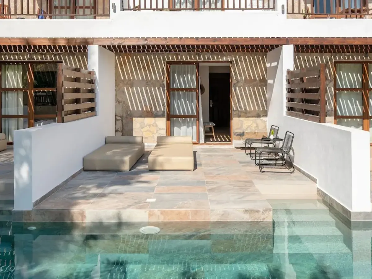 Costa Lindia Beach Resort