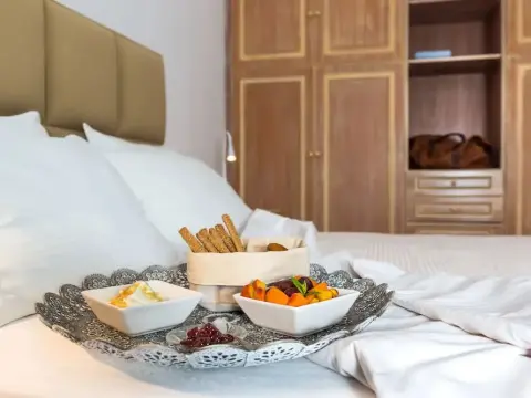 Damma Beachfront Luxury Villa - Photo 4