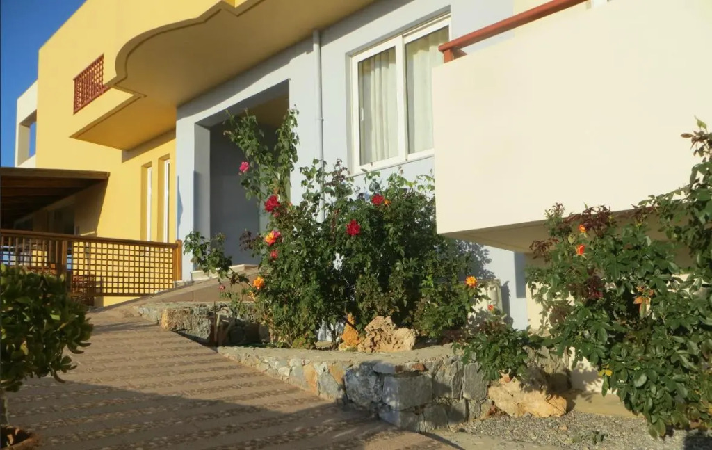 DANAOS BEACH APARTMENTS 3 *
