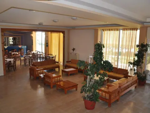 Elena Hotel - Photo 2