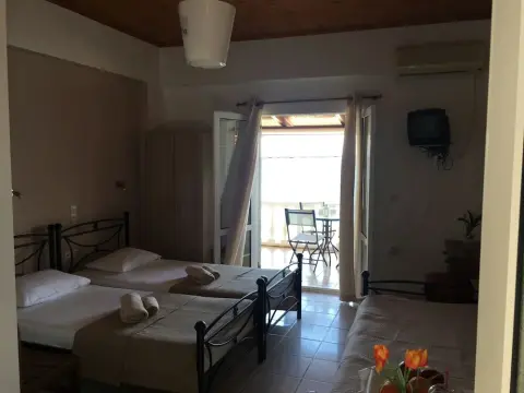 Elena's Luxury Studios and Apartments - Photo 1