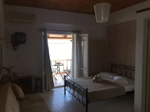Elena's Luxury Studios and Apartments - Photo 3