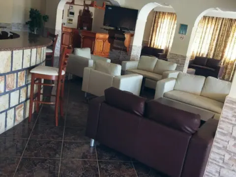 Eleni Hotel - Photo 2
