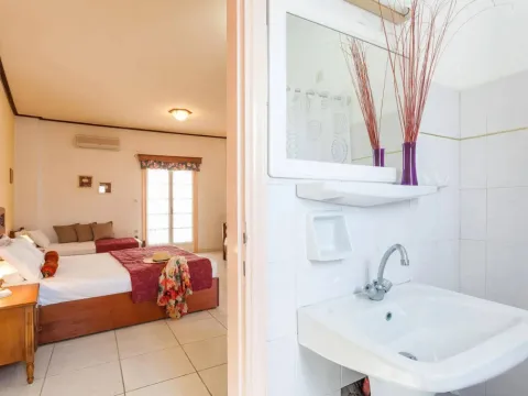 Elios Holidays Hotel - Photo 3