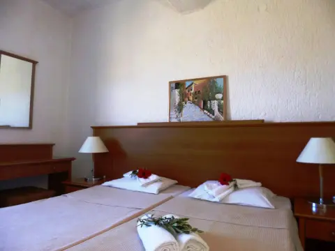 Elounda Olive Garden Studios - Photo 2