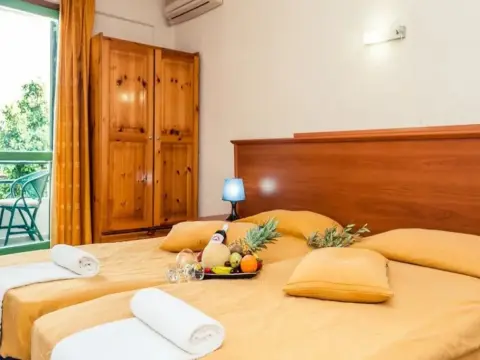 Elounda Olive Garden Studios - Photo 4