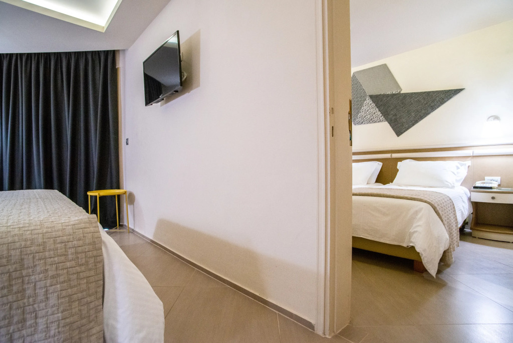 Emmantina Hotel - фото 4