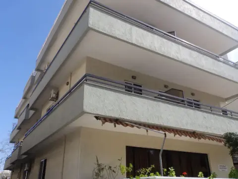 Emmanuel Apartments - Photo 1
