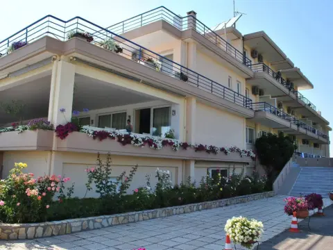 EpiHotel Odysseas - Photo 1