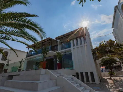 Esperides Hotel - Photo 1