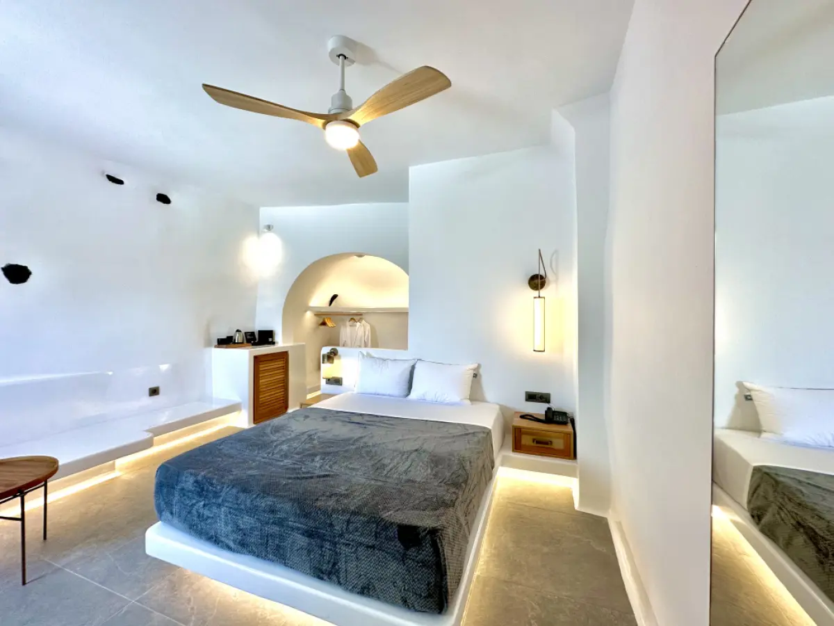 Eteoro Suites